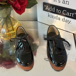 UNISEX CAPEZIO DANCE SHOES